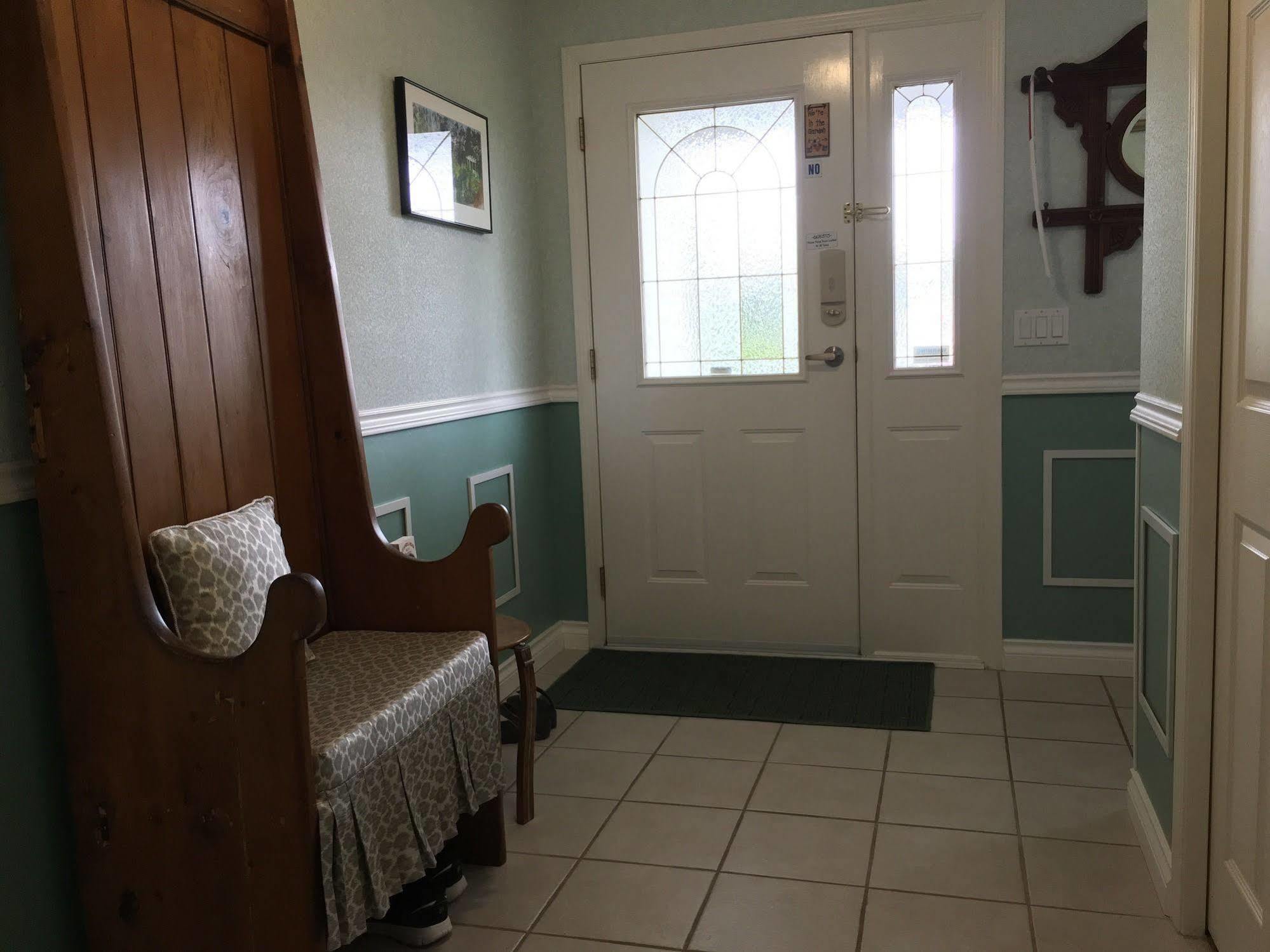 Alexandria House Bed & Breakfast كيلونا الغربية المظهر الخارجي الصورة